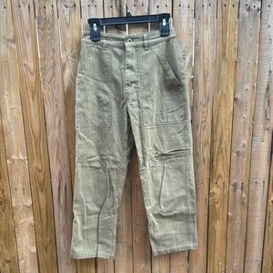 Women's Straight Leg Pants in Olive